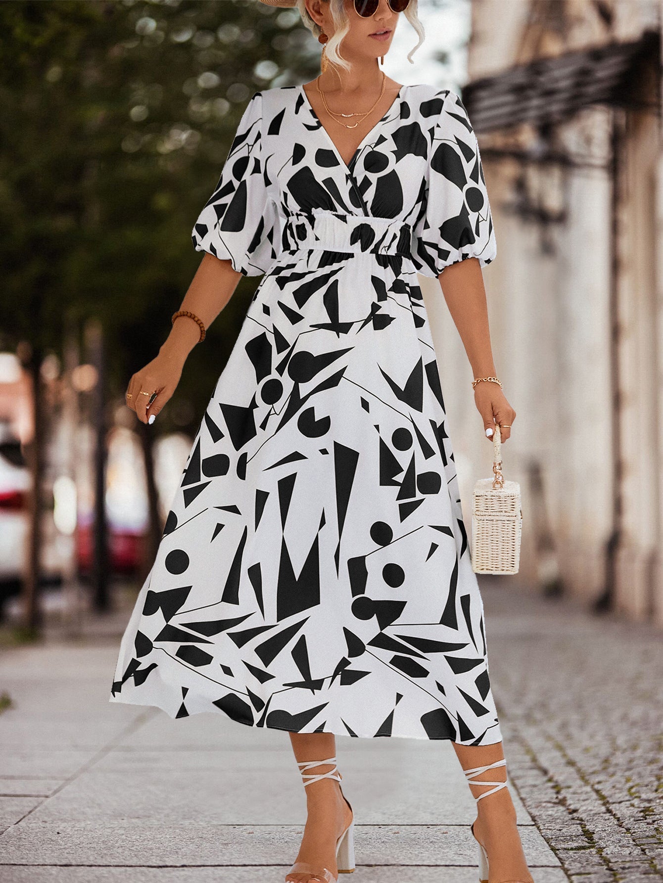 V-Neck Geometric Print Dress for Stylish Everyday Wear