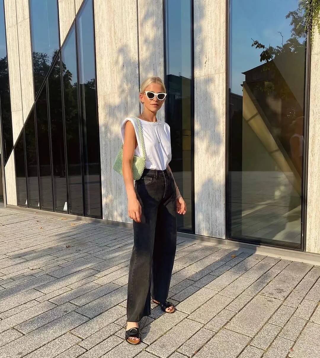 High-Waisted Wide Leg Straight Fit Jeans for All-Day Comfort