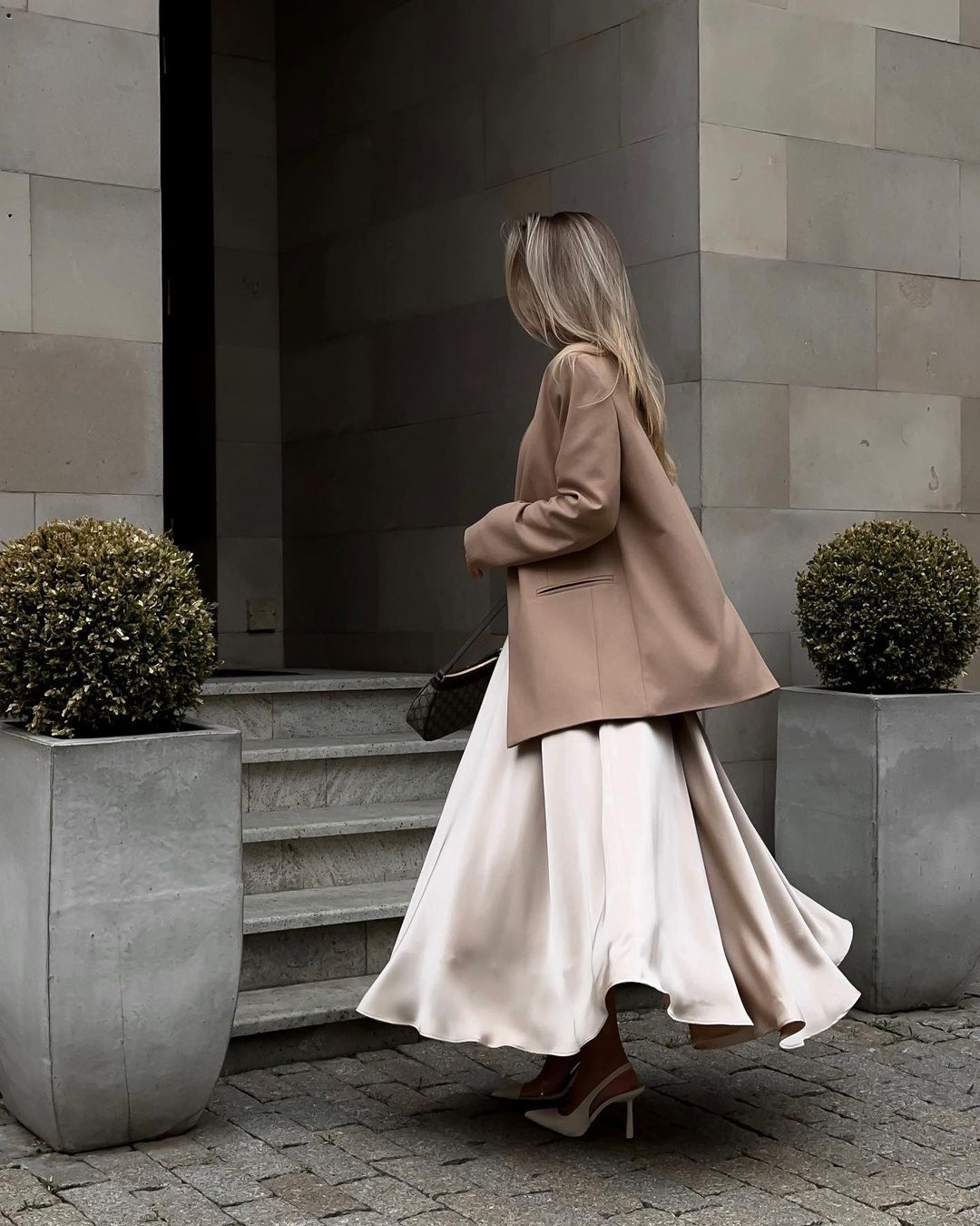Elegant High-Waisted Satin Maxi Skirt for Effortless Styling