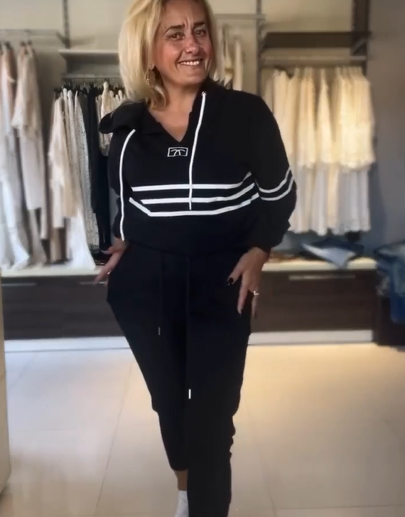 Athletic Women's Lounge Set for Comfort and Style