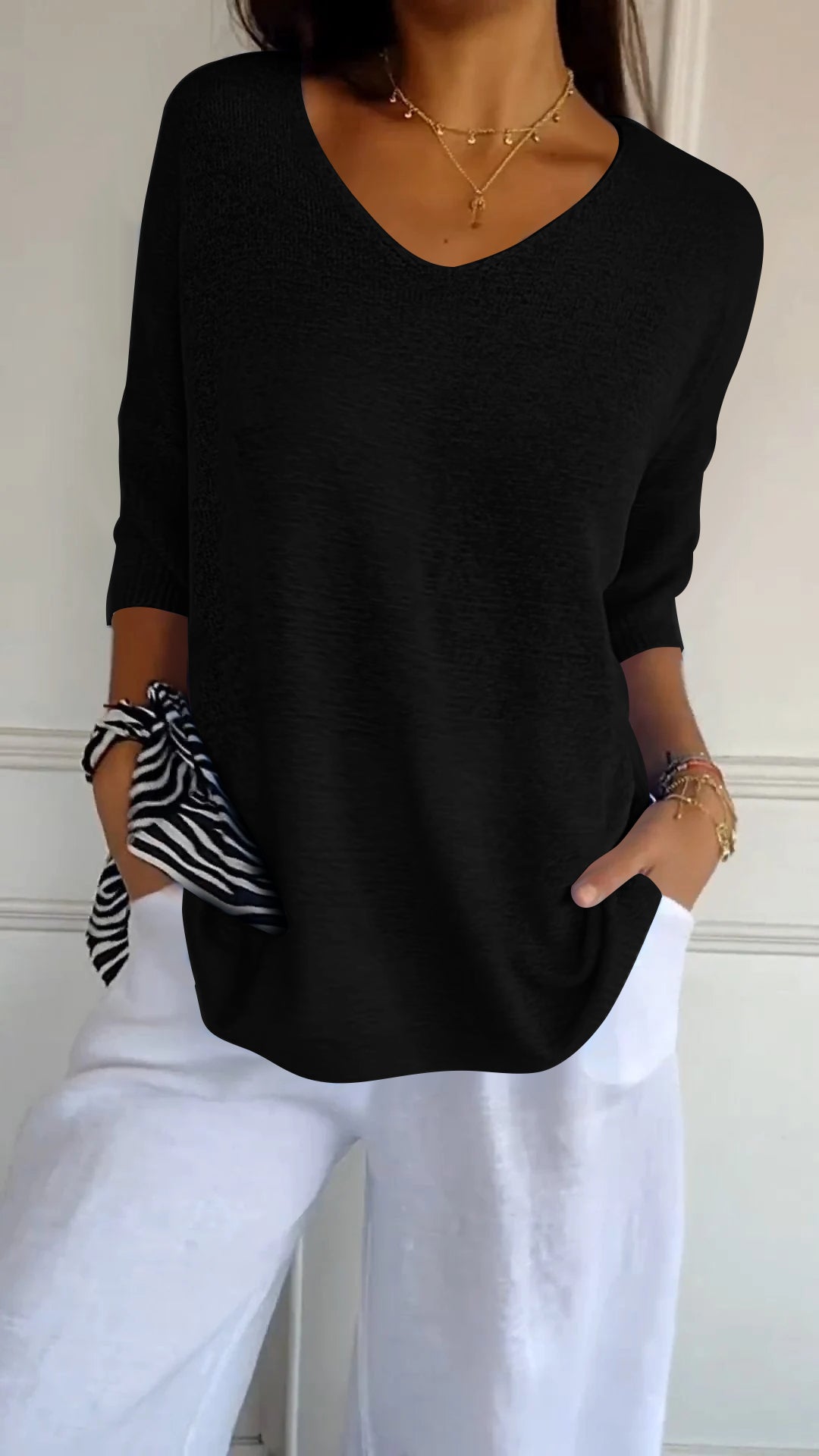 Lightweight Mesh Blouse with Relaxed Fit and Breathable Fabric