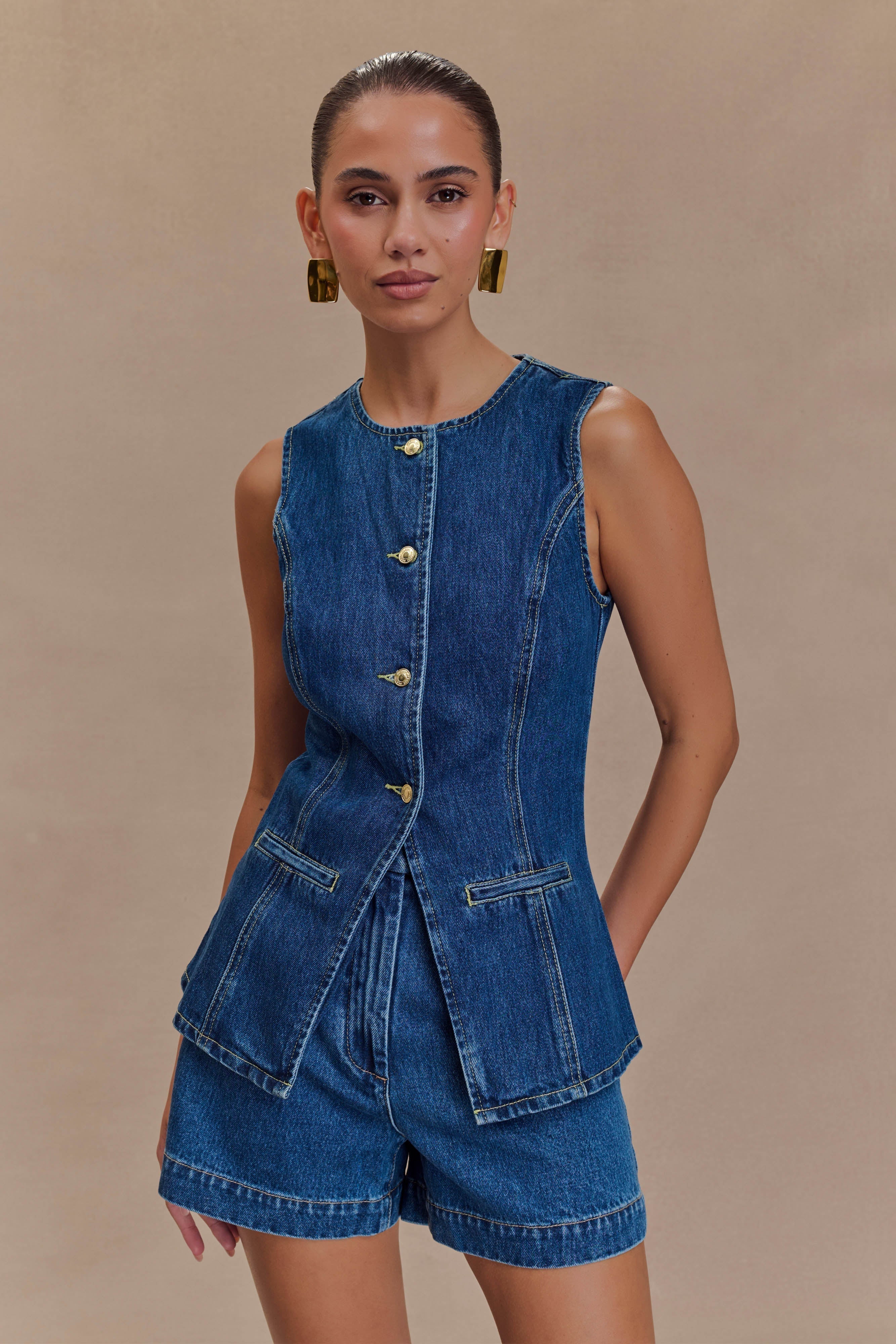 Women's Denim Two-Piece Outfit - Stylish and Comfortable Set