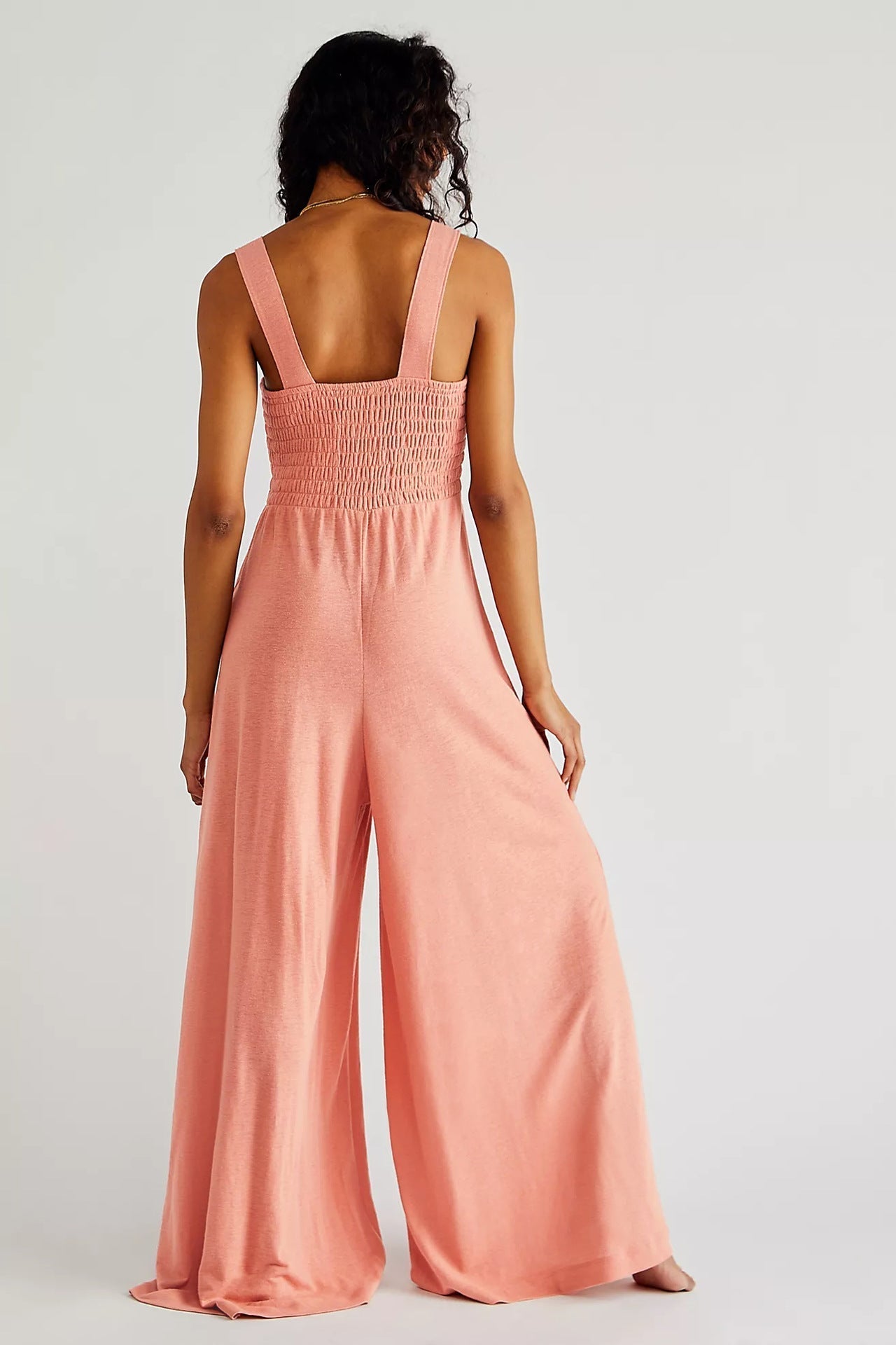 Chic Mono Jumpsuit with Adjustable Straps and Flattering Fit
