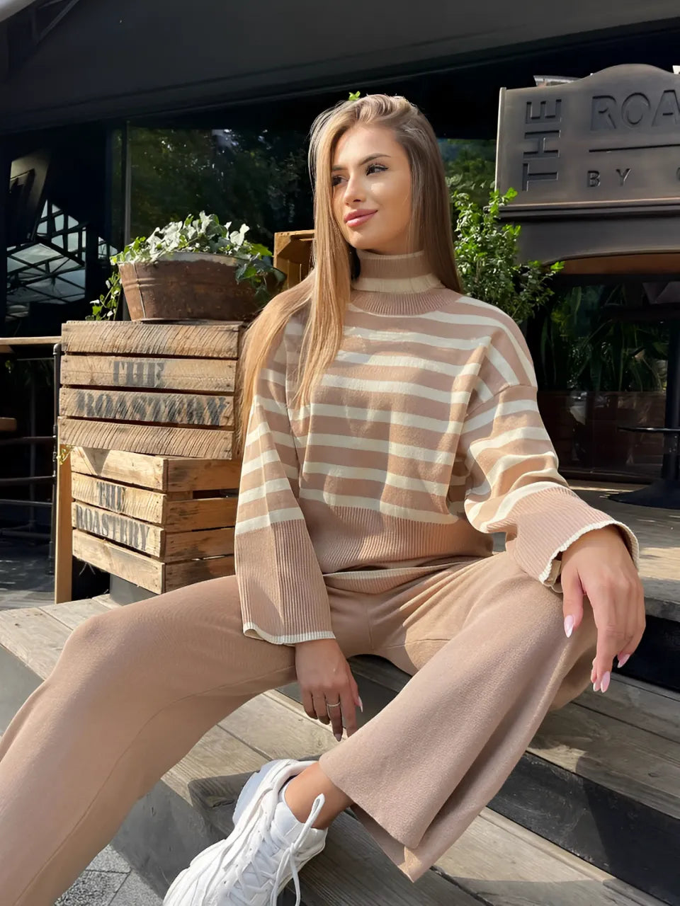 Elegant Tarcila Two-Piece Set for Effortless Style and Comfort