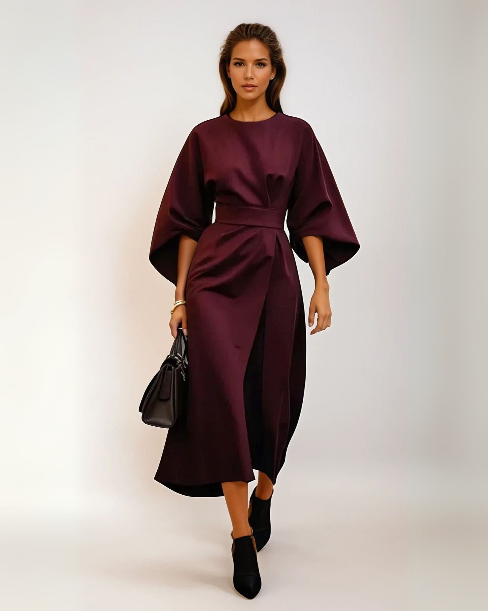 Elegant Long Dress with Flowing Design and Comfortable Fit