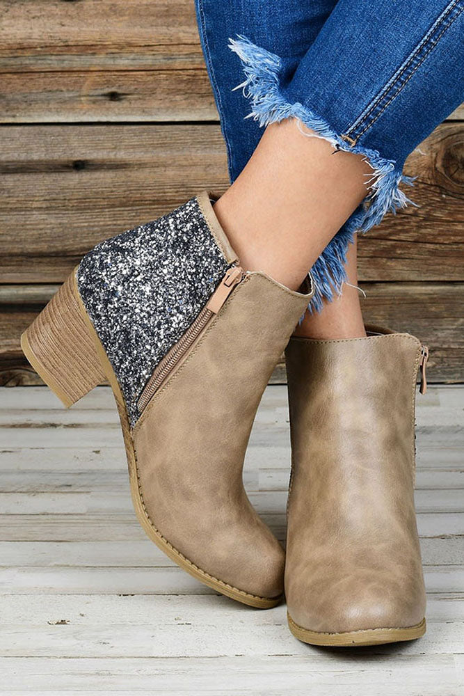 Sequin-Embellished Short Boots for Stylish Occasions