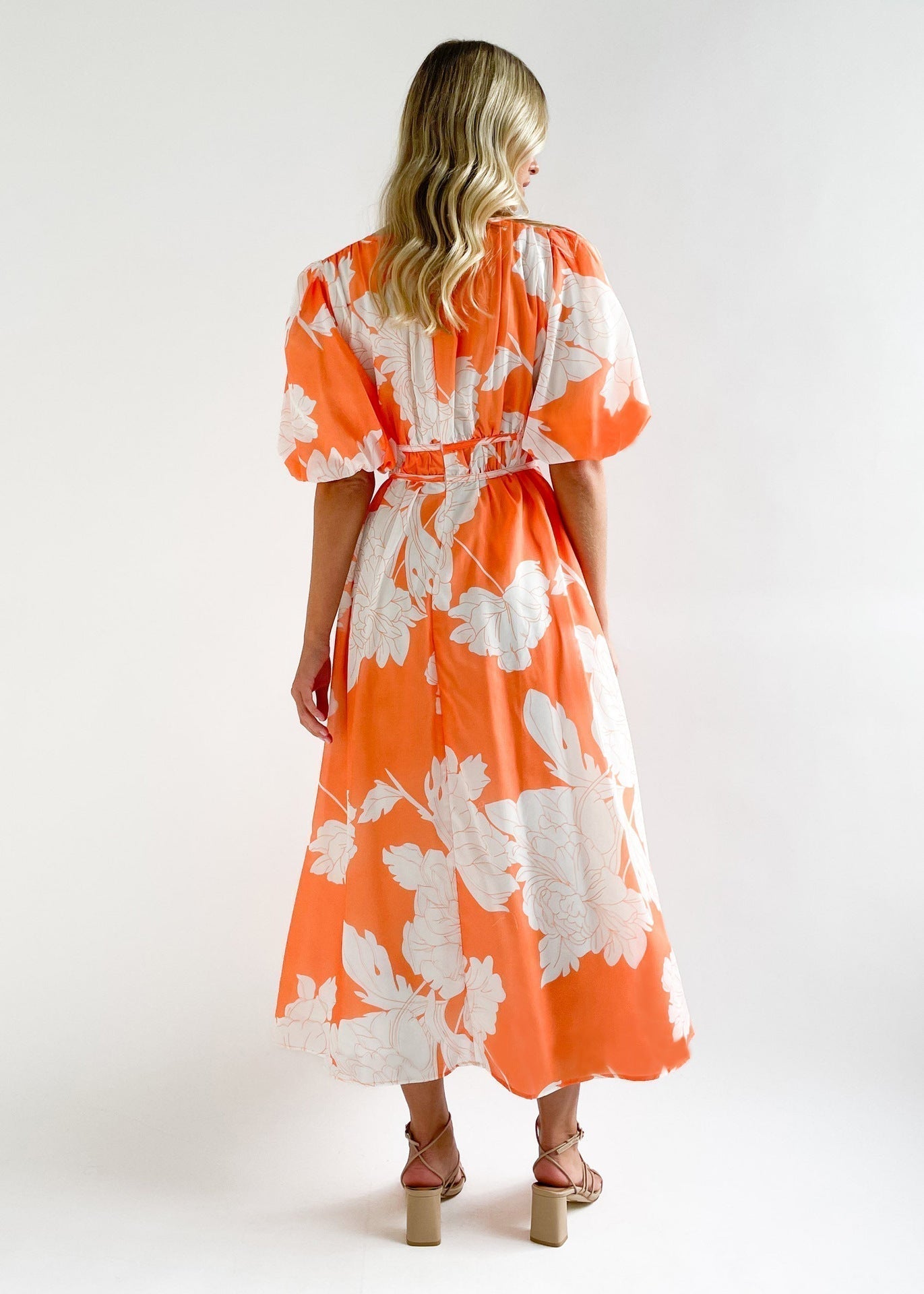 V-Neck Long Dress with Puff Sleeves for Elegant Style