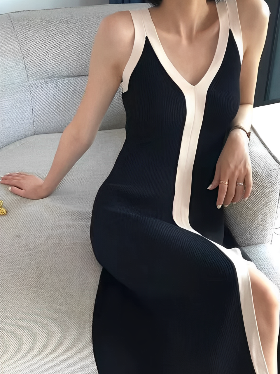 V-Neck Aricia Dress - Elegant and Versatile Women's Wear