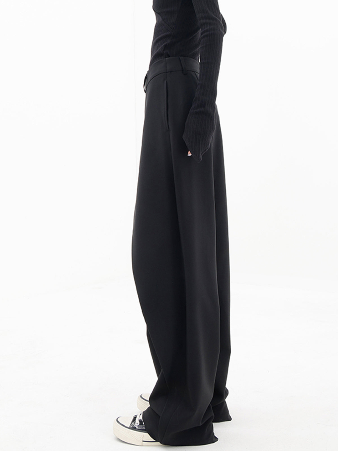 Modern Baggy Trousers for Comfortable Everyday Wear