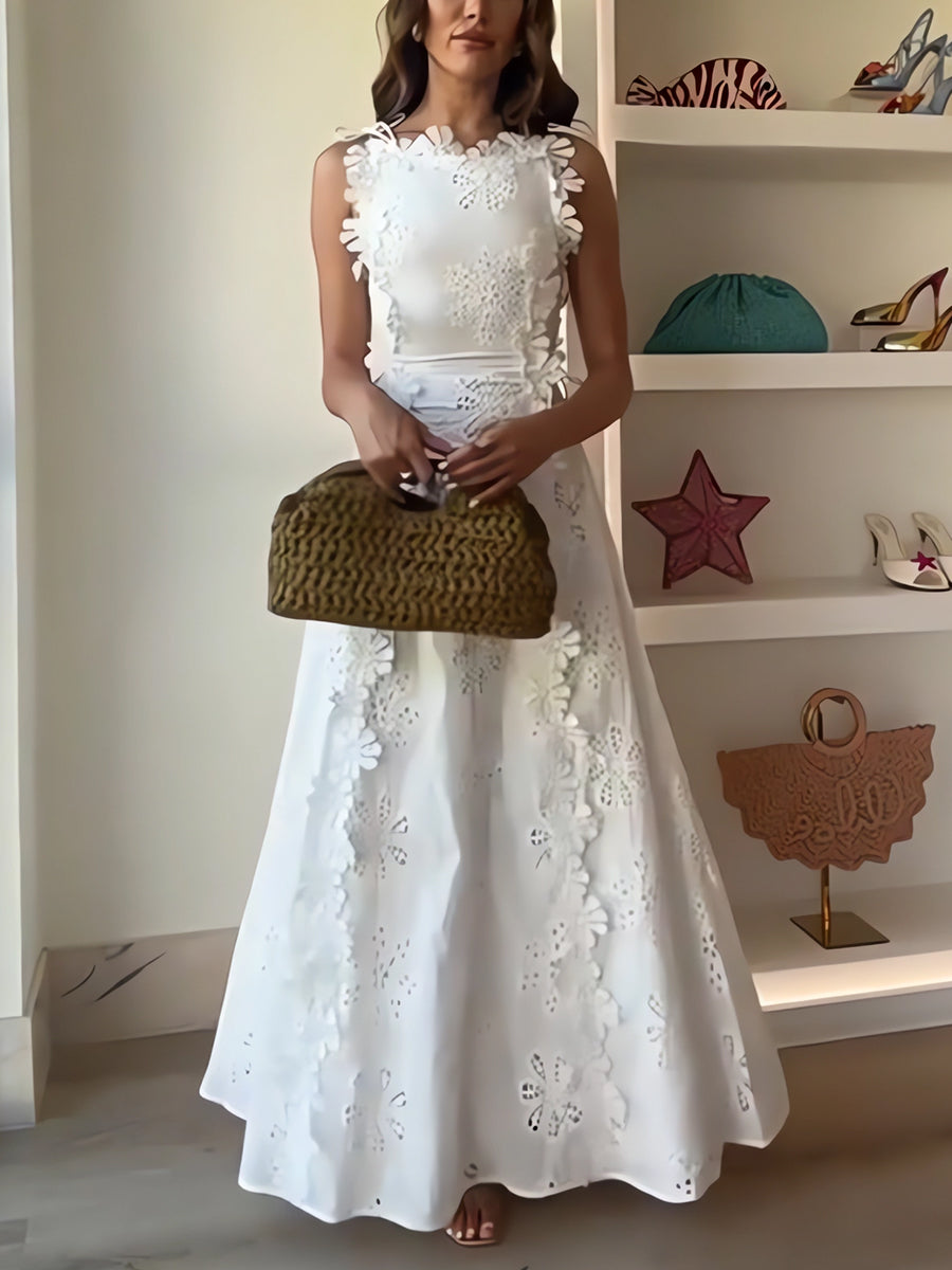 Éliora Lace Floral Maxi Dress with Tie Straps