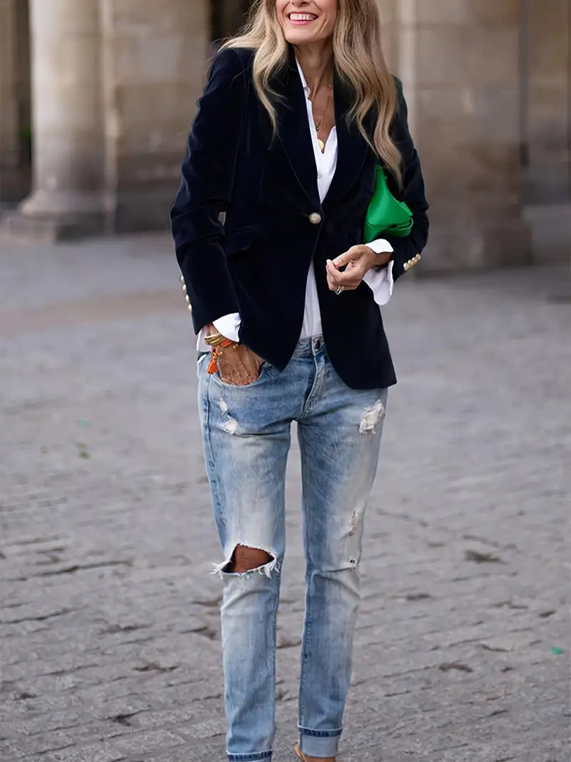 Elegant Velvet Blazer for Women – Stylish & Comfortable