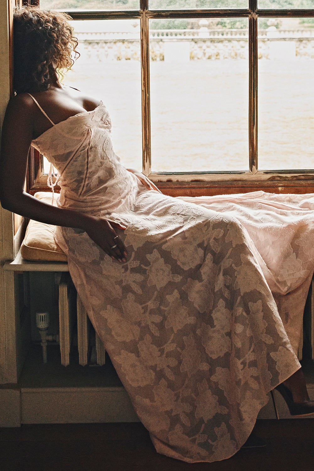 Elegant Alessia Dress for Special Occasions