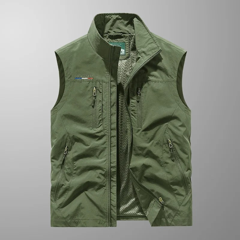 Breathable Outdoor Cargo Vest for Active Lifestyle