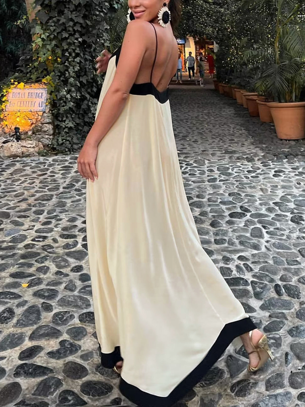 Sicily Vintage-Inspired Straight Dress with Elegant Design