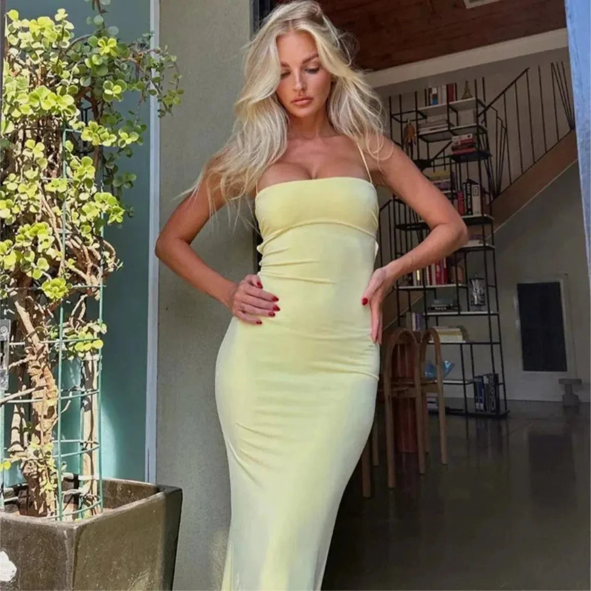 Chic Backless Bodycon Maxi Dress