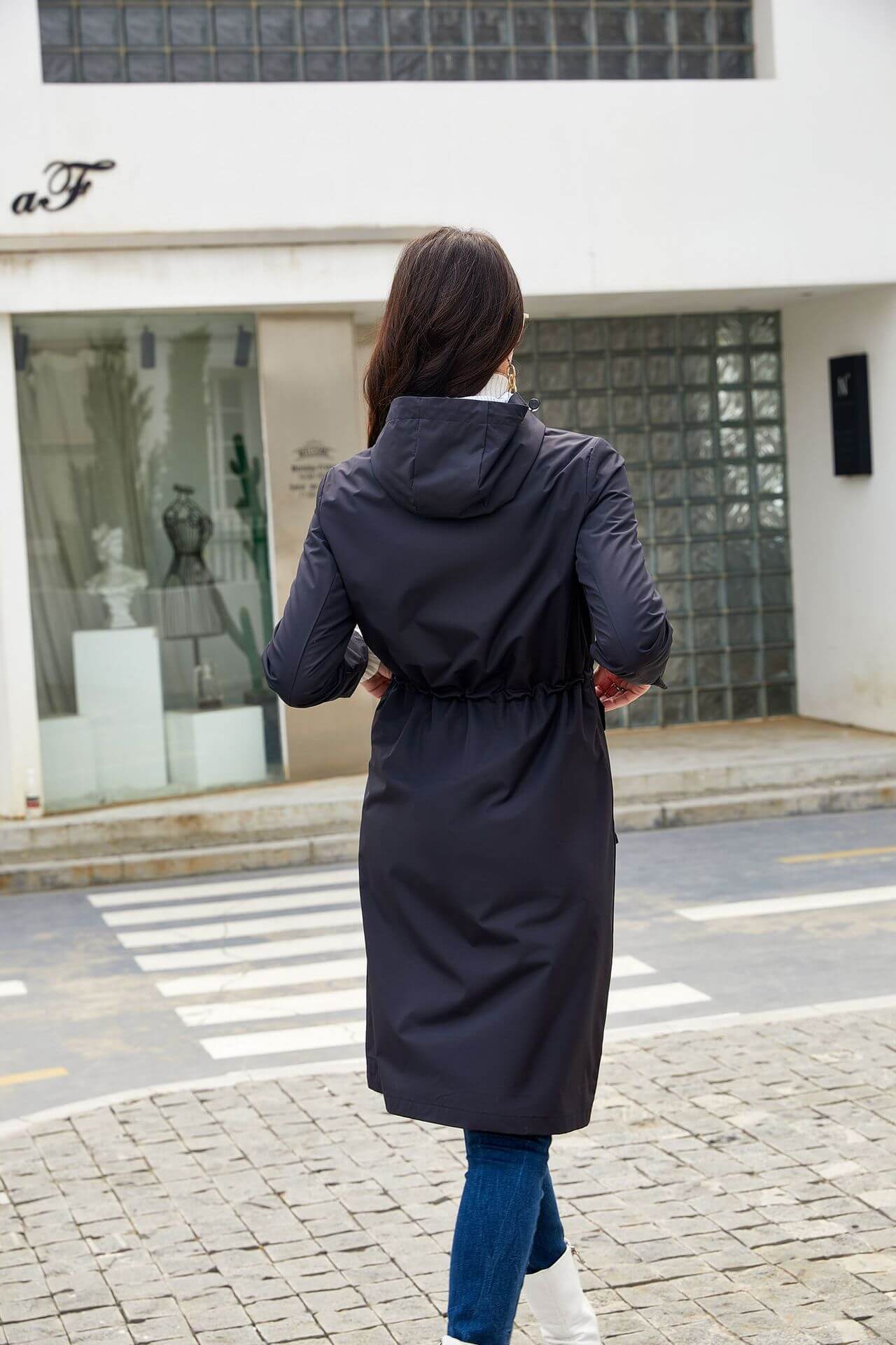 Long Hooded Coat with Pockets and Warm Fabric