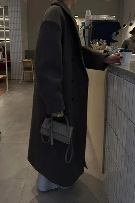 Women's Oversized Wool-Blend Long Coat - Winter Outerwear