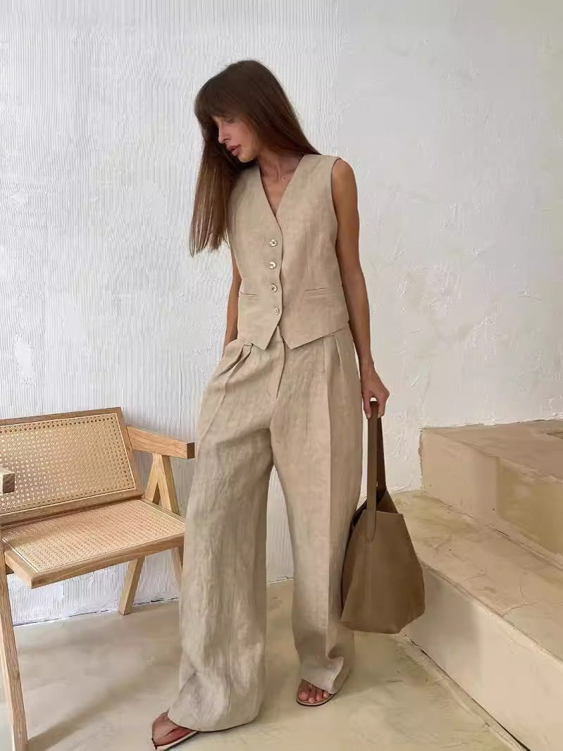 Sleeveless Cotton-Linen Outfit for Comfort and Style