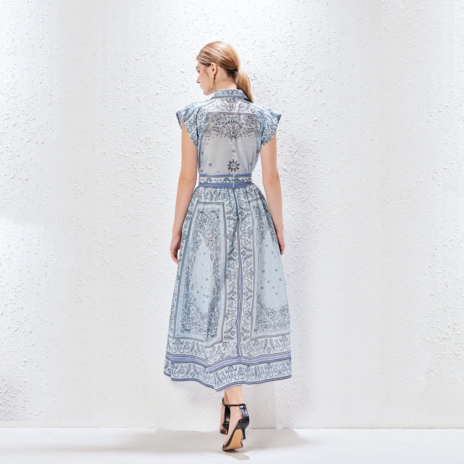 Printed Blouse and Skirt Set for Stylish Outfits