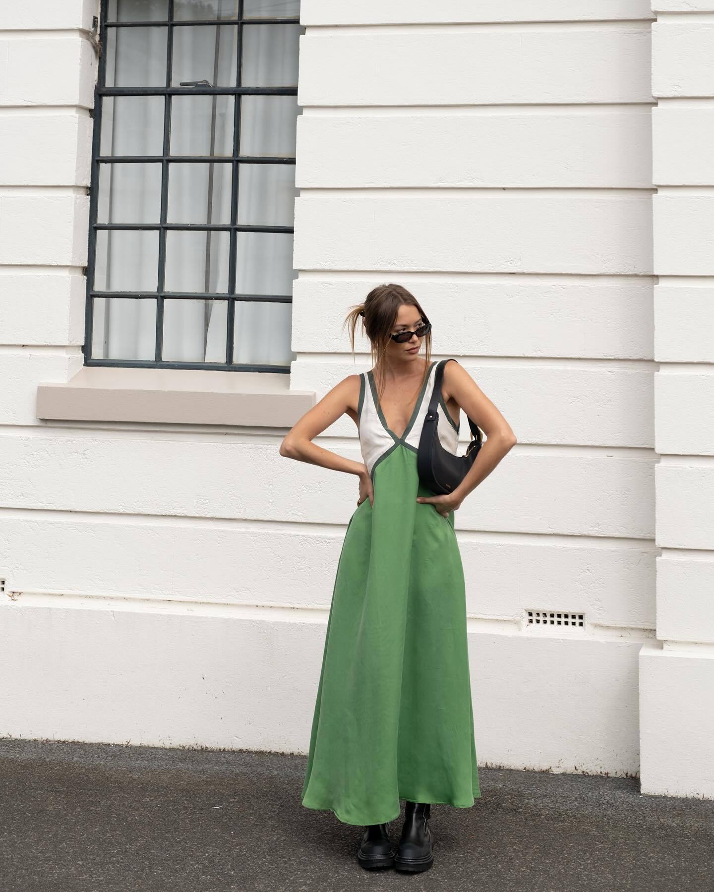 V-Neck Annora Dress for Stylish and Comfortable Wear