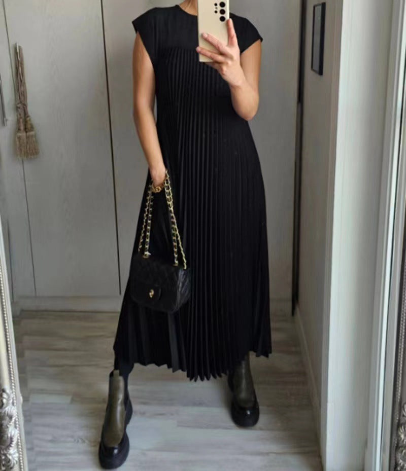 Pleated Blue Maxi Dress for Elegant Occasions