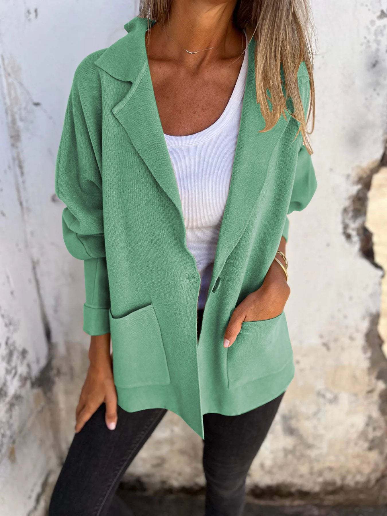 Buttoned Knit Blazer for Women - Stylish and Comfortable Layering Piece