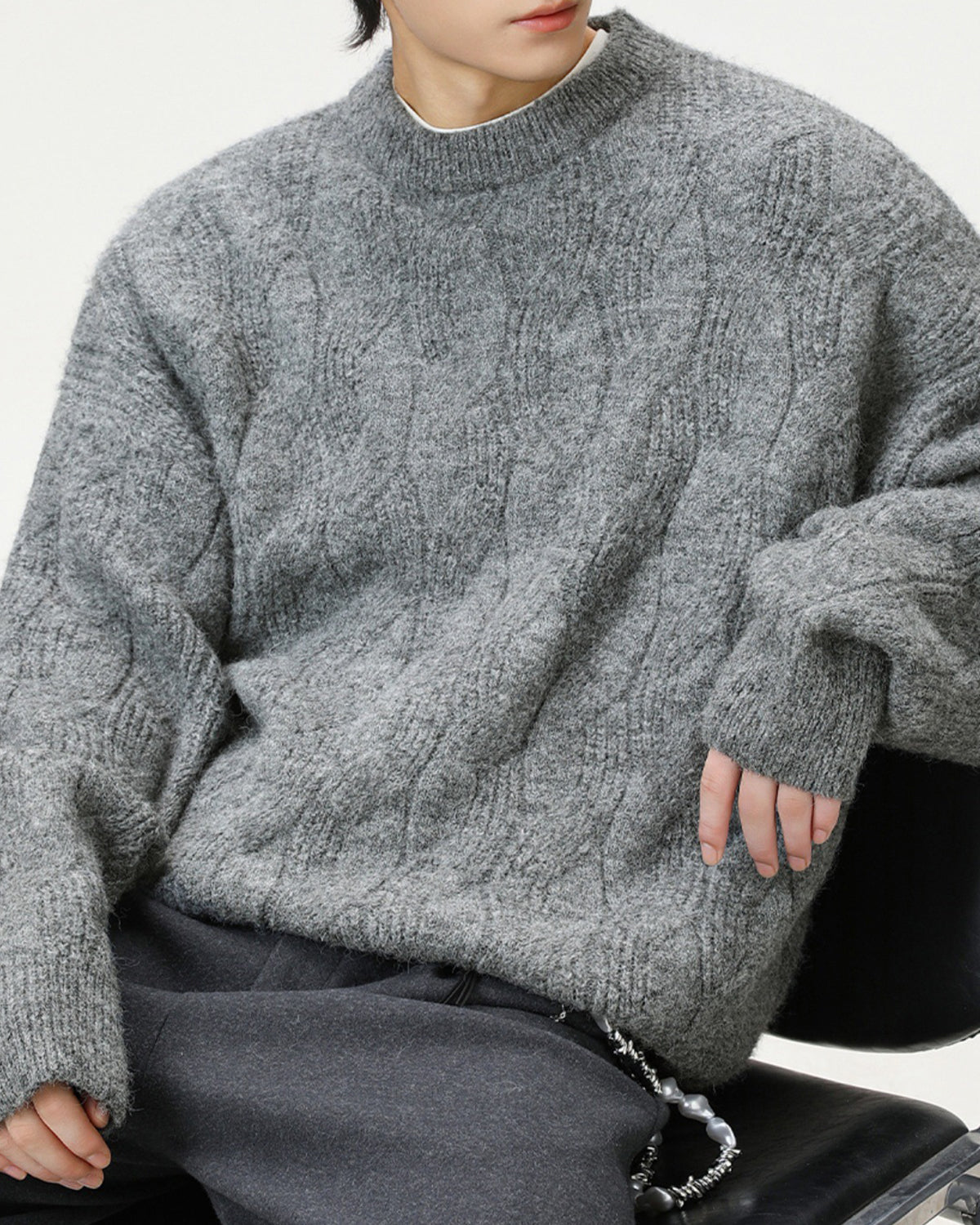 Men’s Oversized Cable-Knit Wool Blend Crewneck Sweater