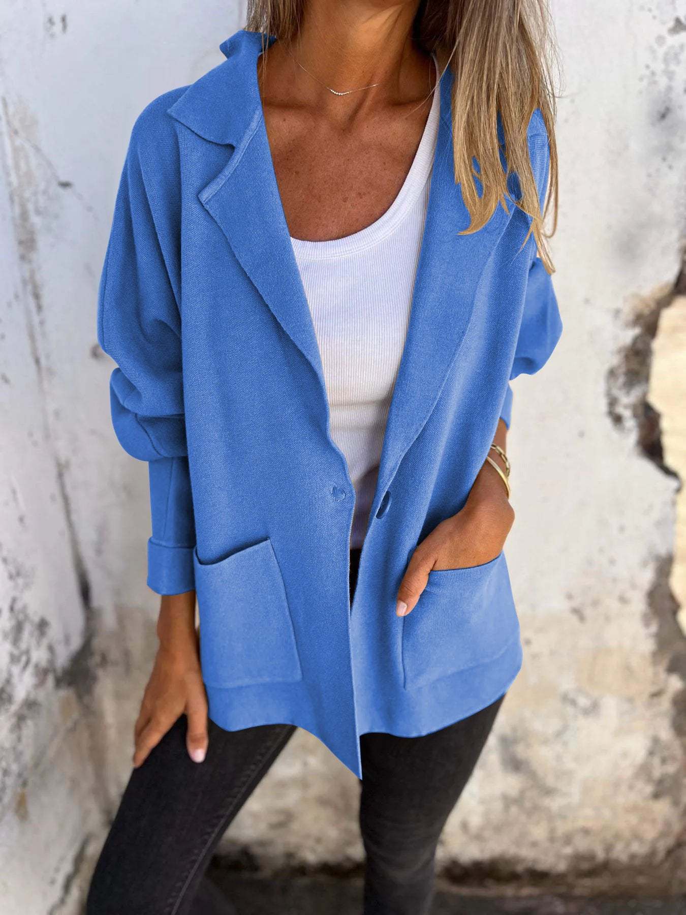 Buttoned Knit Blazer for Women - Stylish and Comfortable Layering Piece
