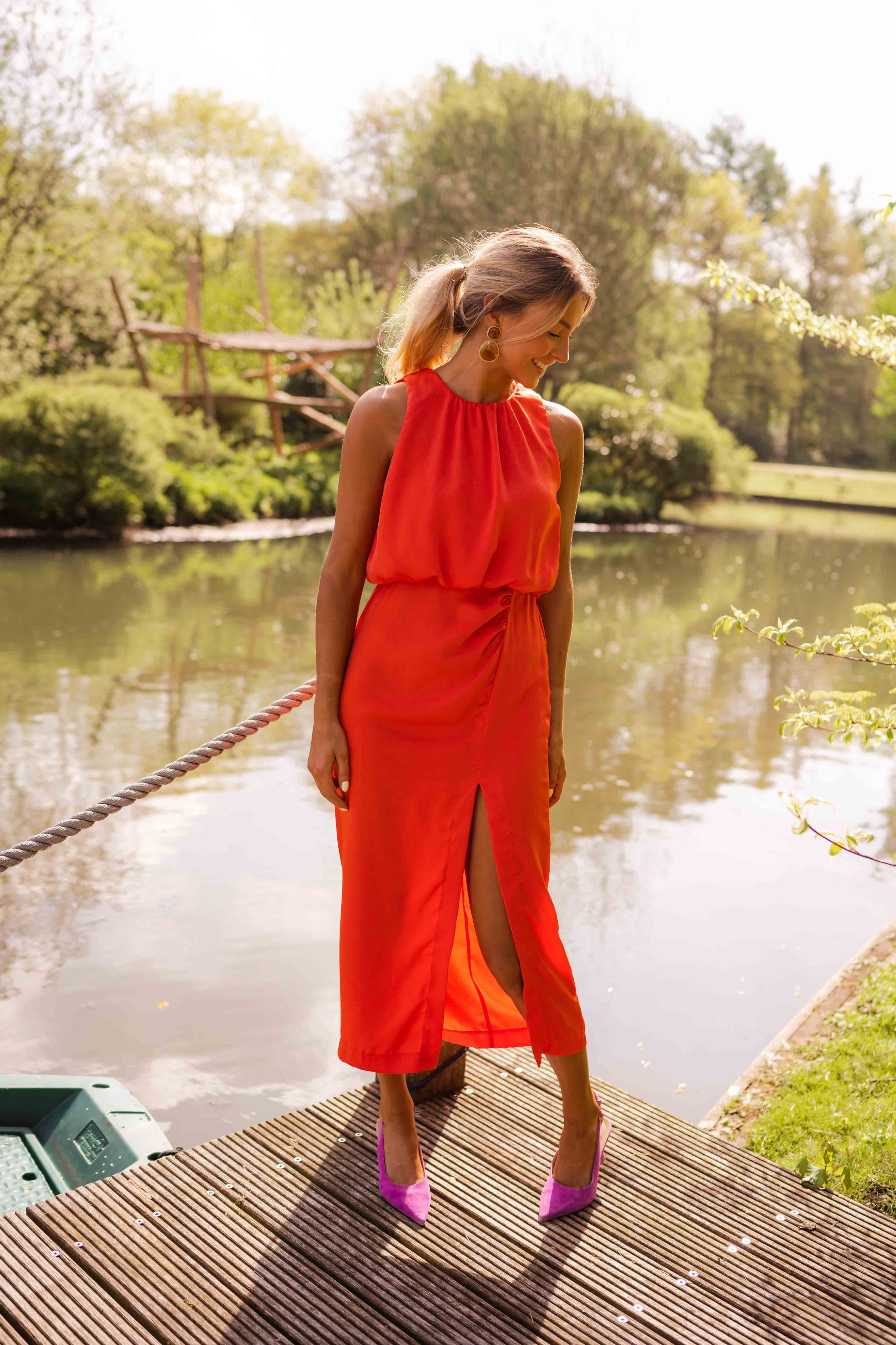 Leonie Summer Midi Dress - Lightweight & Stylish Design