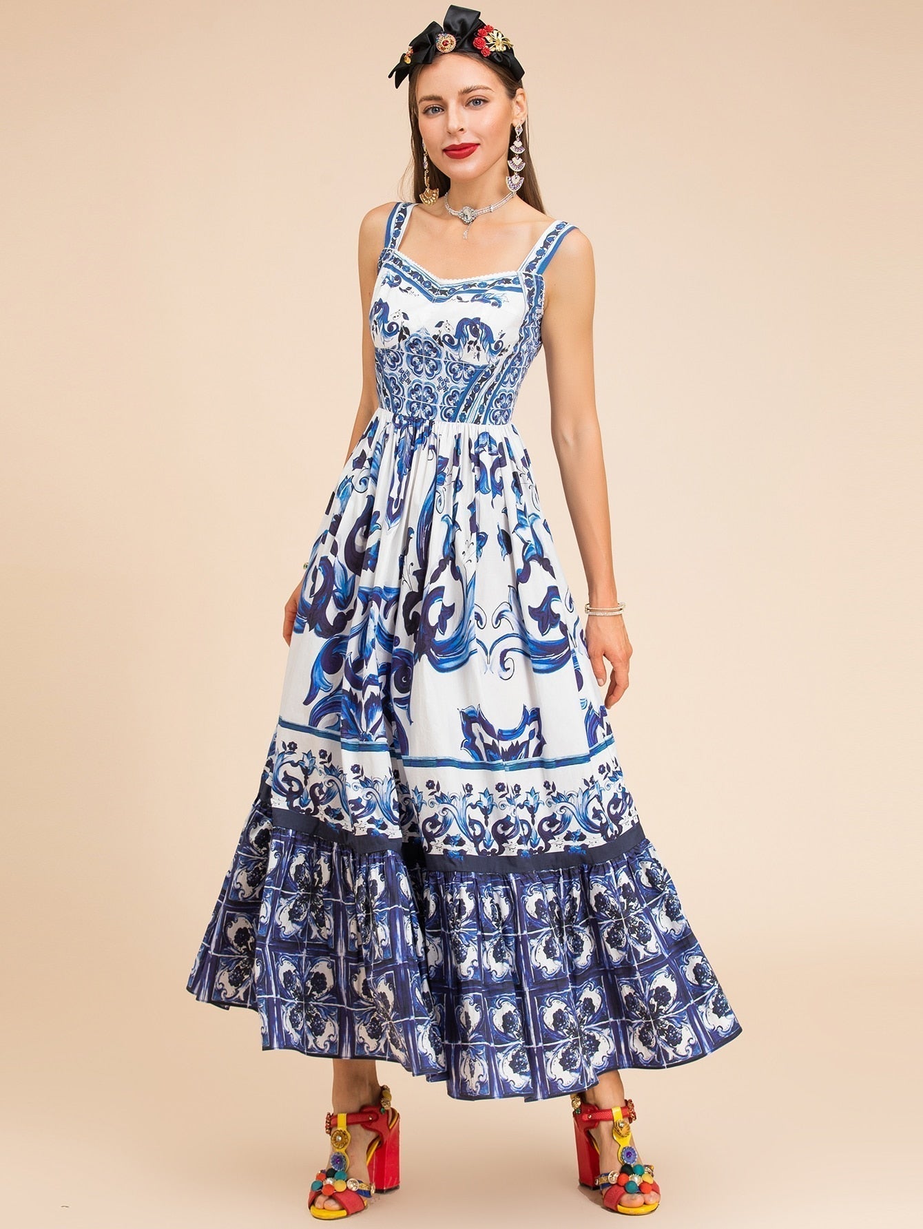 Summer Fashion Runway Midi Dress with Elegant Design