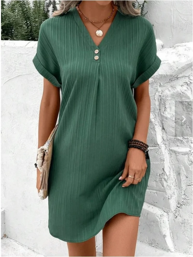 Chic Urban Dress for Effortless Style and All-Day Comfort
