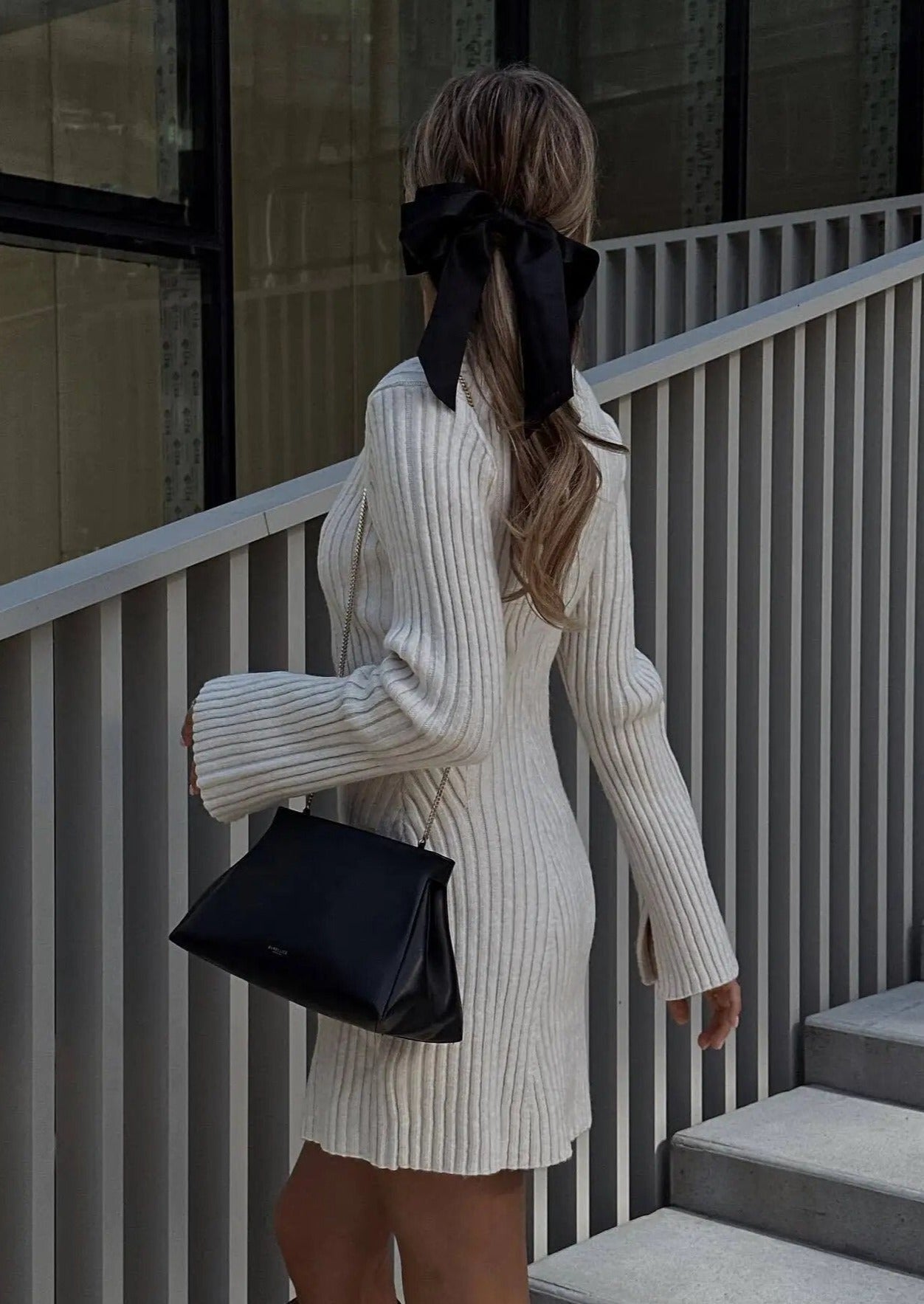 Knit Short Dress with Stylish Design and Comfortable Fit