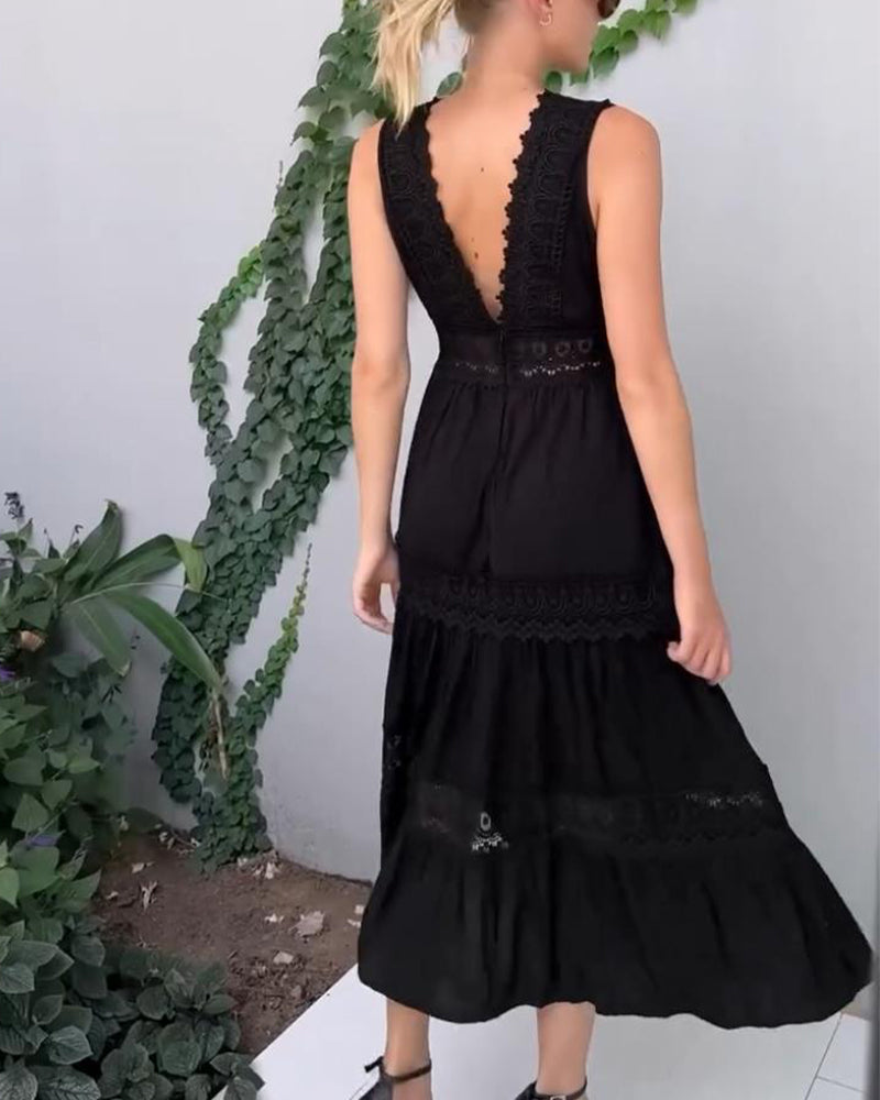 Elegant Lace V-Neck Dress – Stylish & Feminine Design