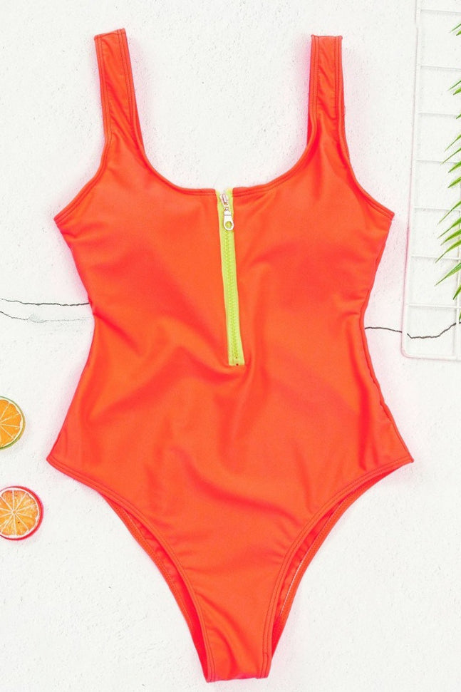 Hollow V-Neck Zipper Swimsuit for Stylish Beachwear