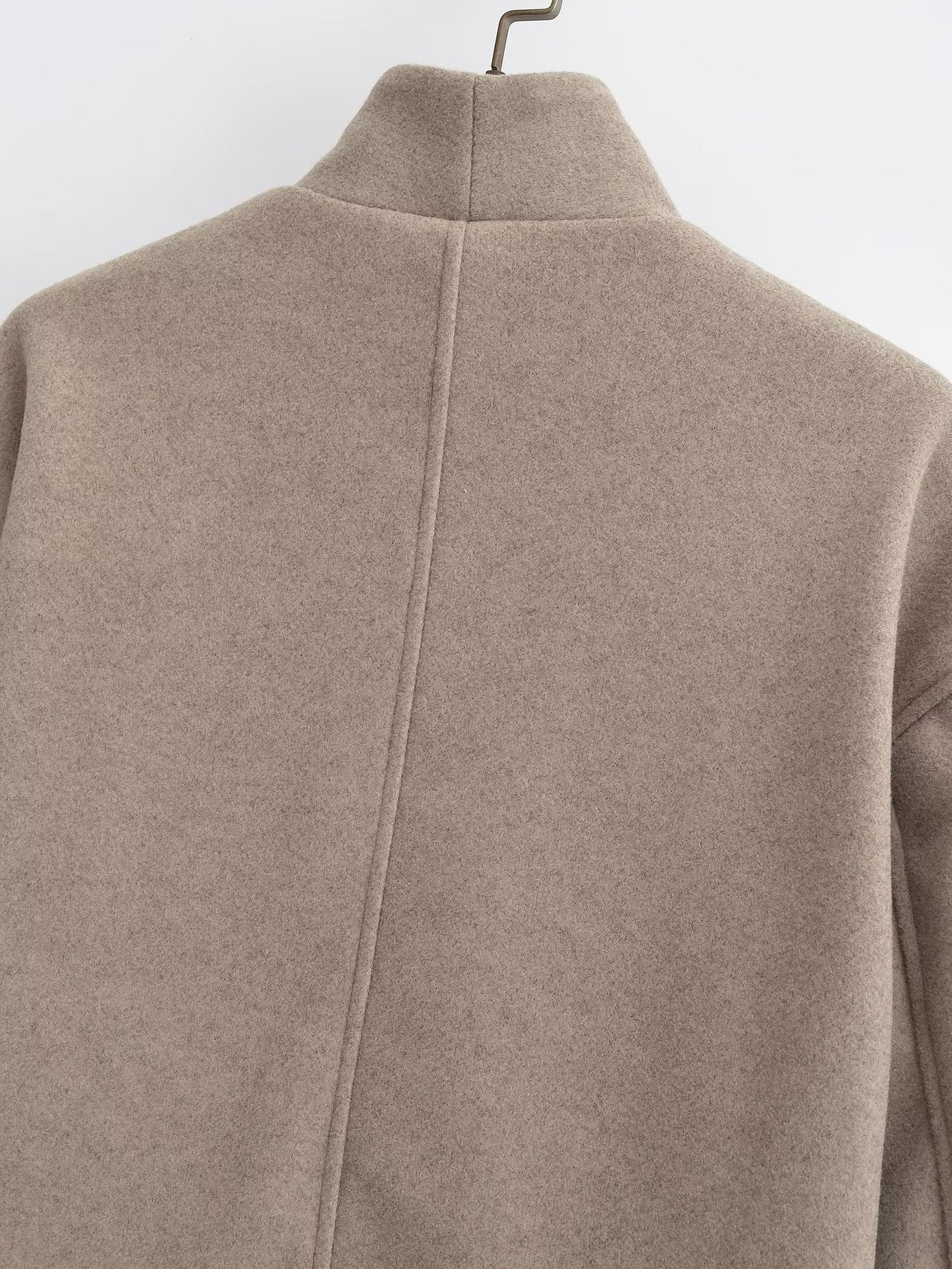Stylish Women's Isabel Coat with Warmth and Comfort Features