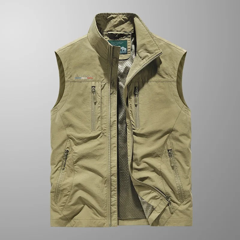 Breathable Outdoor Cargo Vest for Active Lifestyle