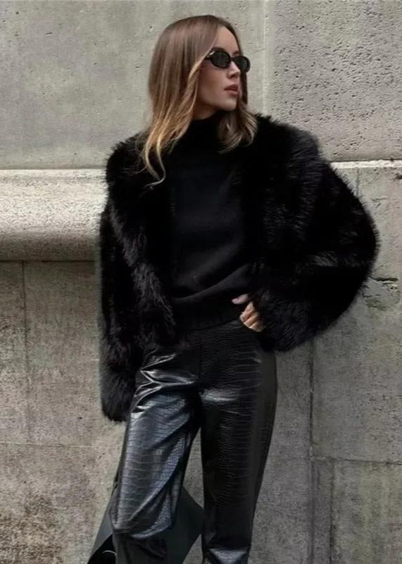 Women’s Black Faux-Fur Polo Collar Jacket – Oversized Warm Winter Coat