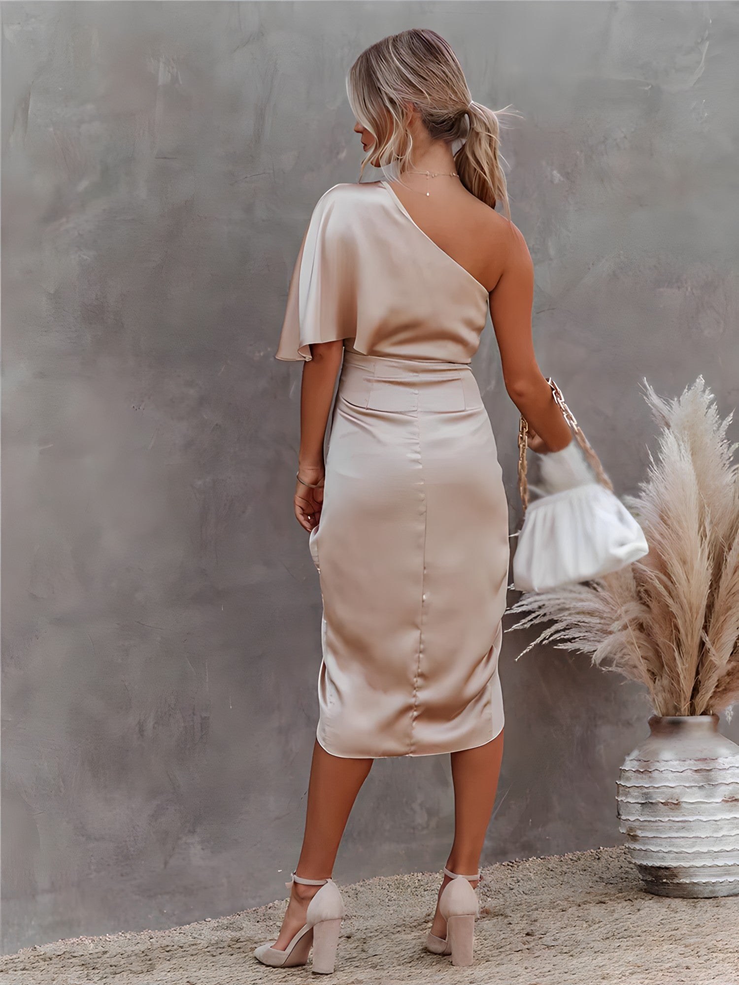 Elegant Silk Party Dress for Special Occasions