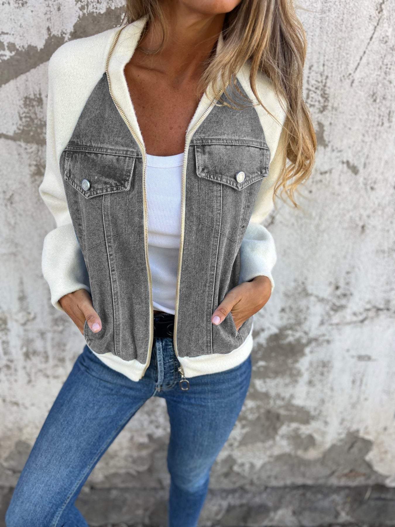 Stylish Women's Denim Jacket – Classic Fit & Durable Fabric