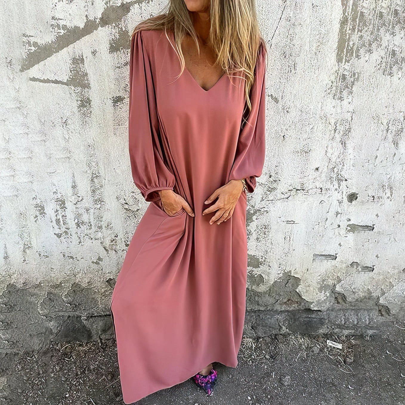 Bohemian Maxi Dress with Pockets for Effortless Style