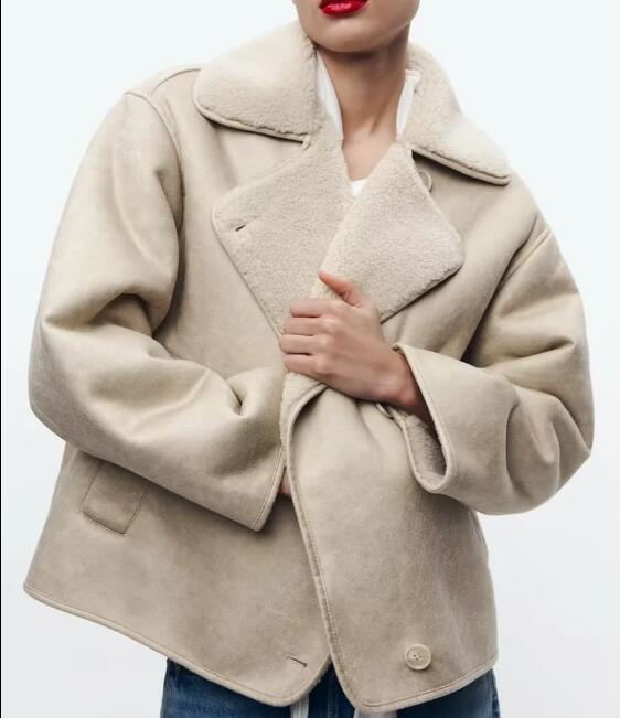 Synthetic Shearling and Leather Outerwear Coat for Warmth and Style