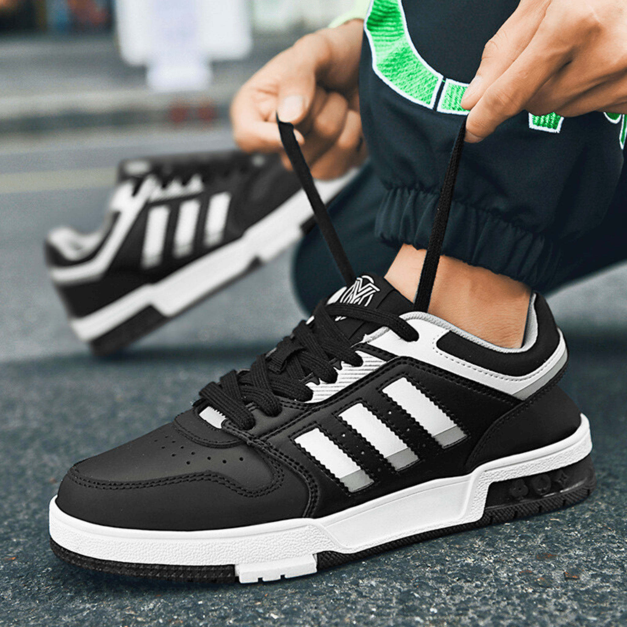 Classic Low-Top Trainers, Cushioned Insole, Breathable