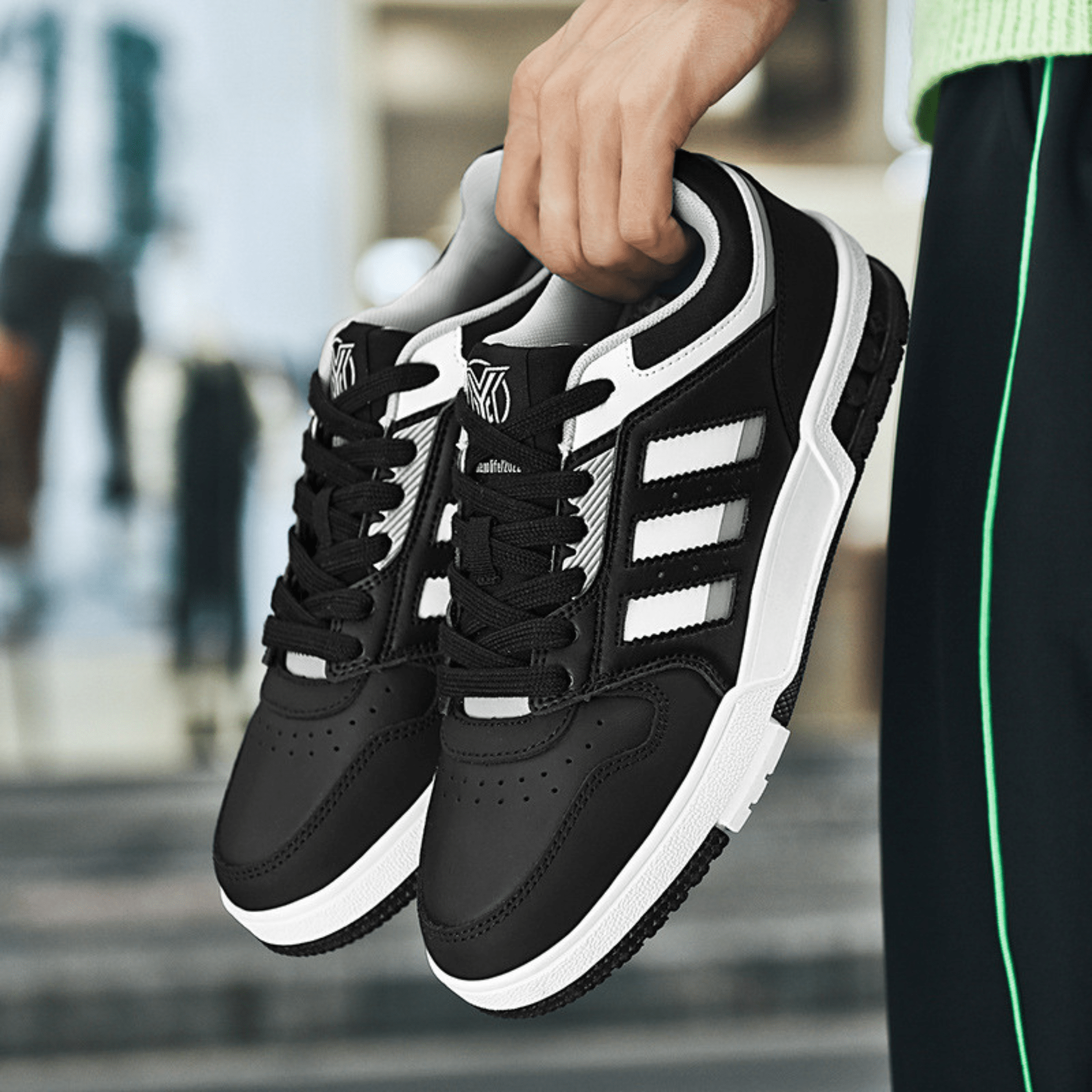 Classic Low-Top Trainers, Cushioned Insole, Breathable