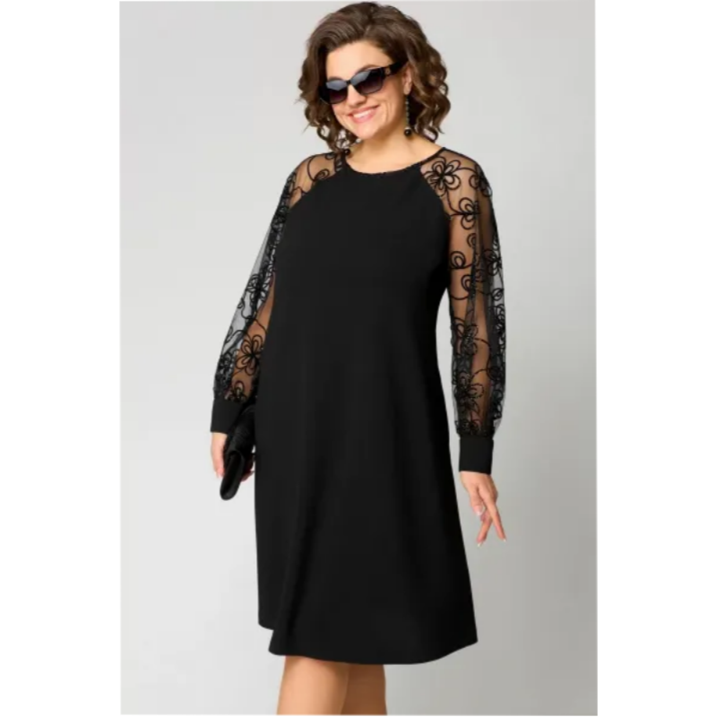 Elegant Lace Dress with Flattering Fit and Timeless Design