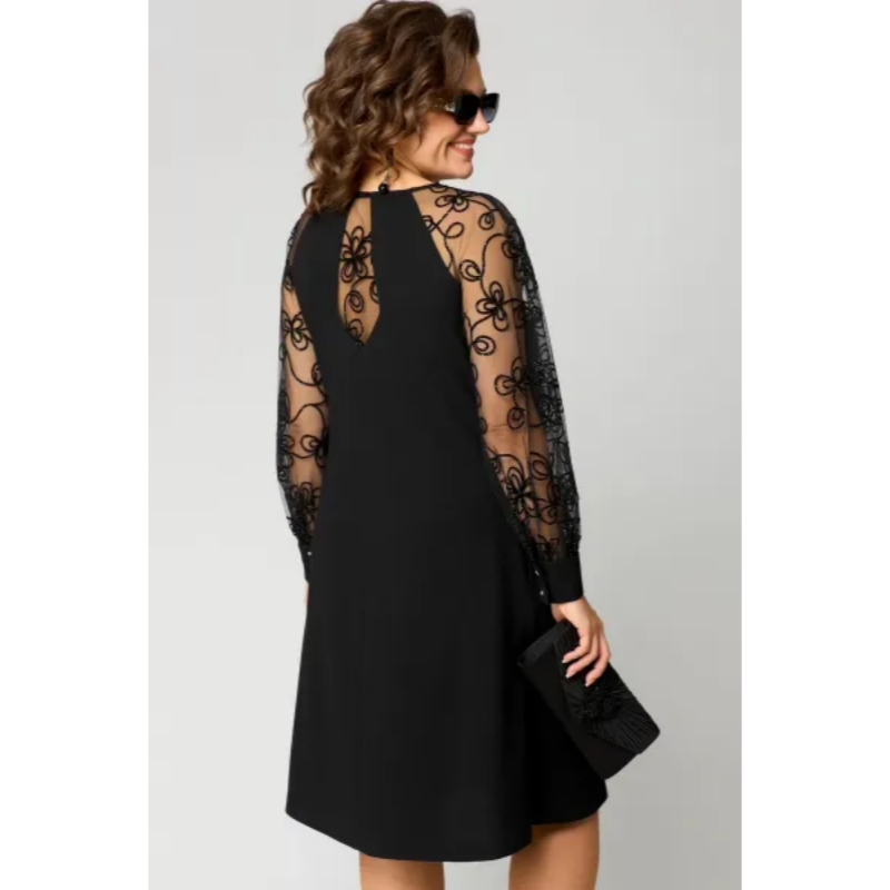 Elegant Lace Dress with Flattering Fit and Timeless Design