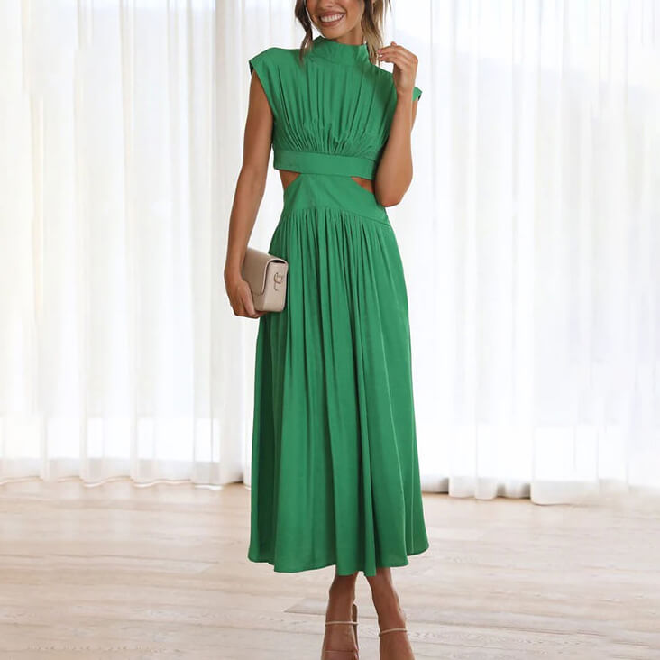 High Neck Pleated Dress for Elegant Styling