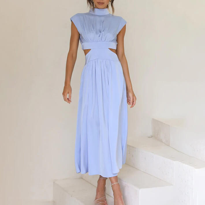 High Neck Pleated Dress for Elegant Styling