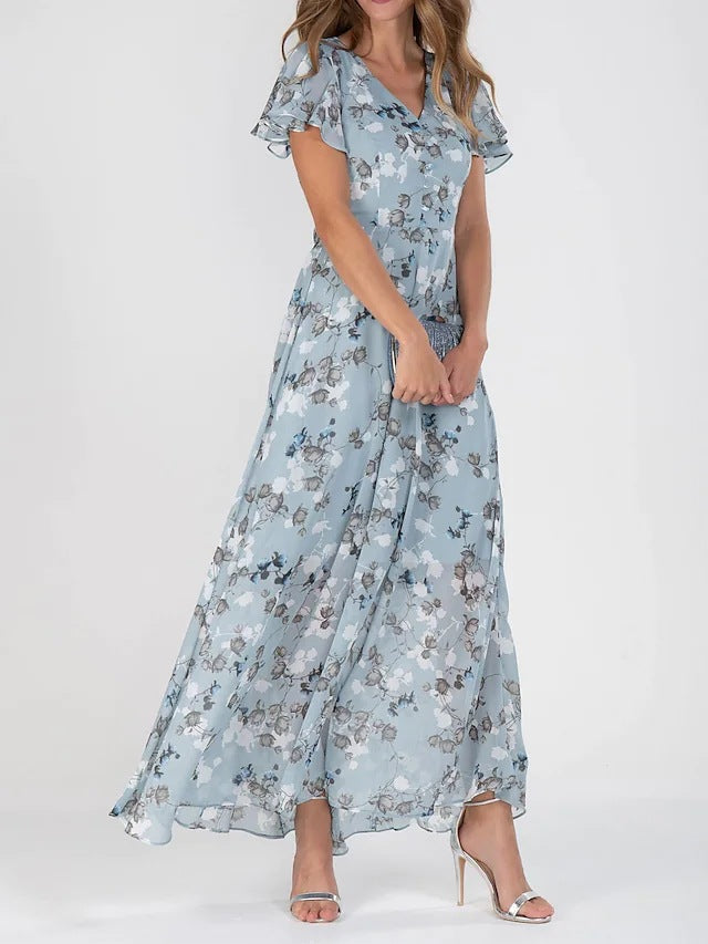 Floral Maxi Dress with Sleeves and Flattering Silhouette
