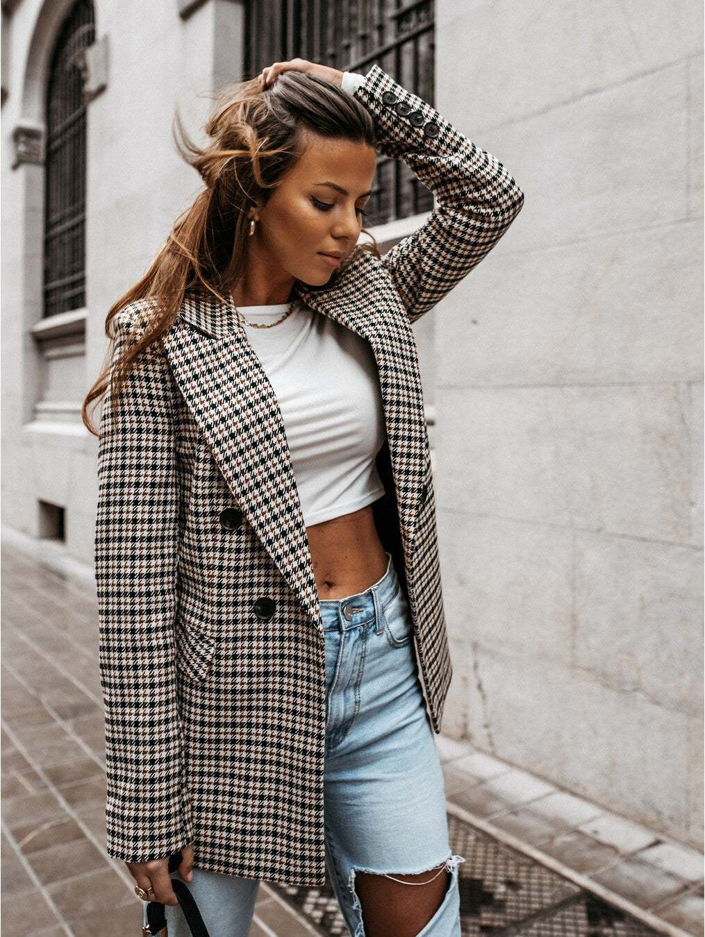 Checked Blazer with Tailored Fit and Stylish Design