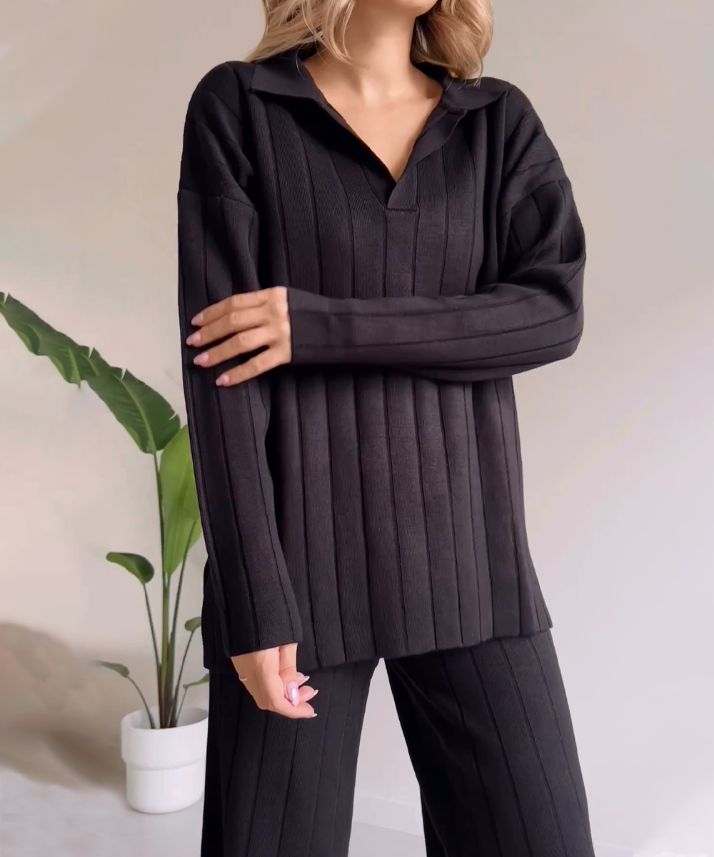 V-Neck Two-Piece Jersey Set for Comfortable Style